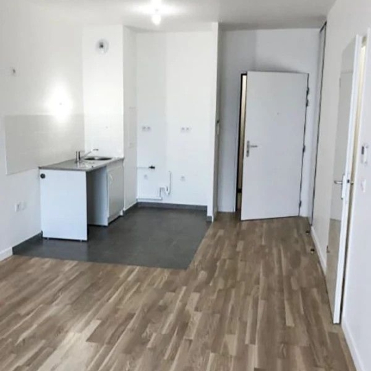  Annonces COURBEVOIE : Appartement | MEUDON (92190) | 44 m2 | 187 200 € 