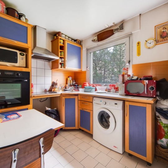  Annonces COURBEVOIE : Appartement | PARIS (75017) | 100 m2 | 580 000 € 