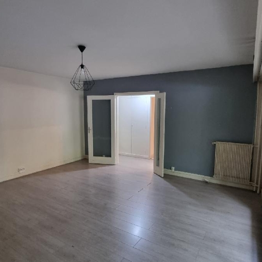  Annonces COURBEVOIE : Appartement | GARCHES (92380) | 31 m2 | 210 570 € 