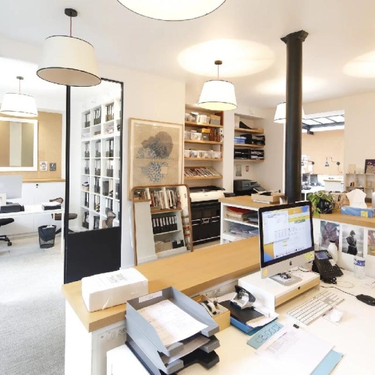  Annonces COURBEVOIE : Office | PARIS (75011) | 153 m2 | 1 989 620 € 