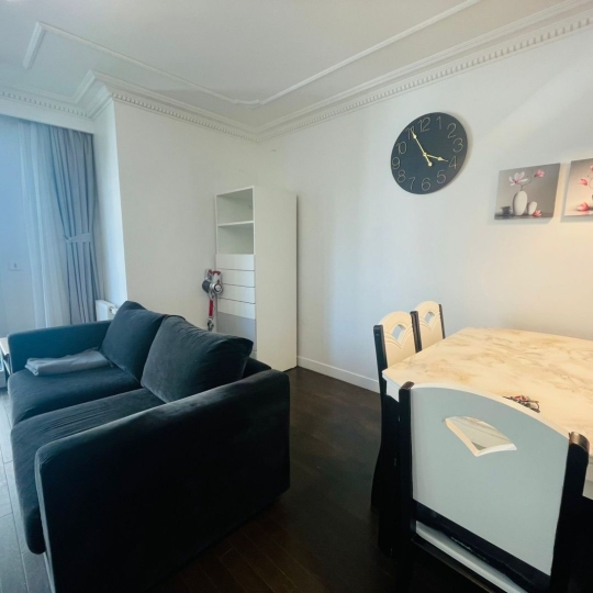  Annonces COURBEVOIE : Apartment | PUTEAUX (92800) | 63 m2 | 1 875 € 