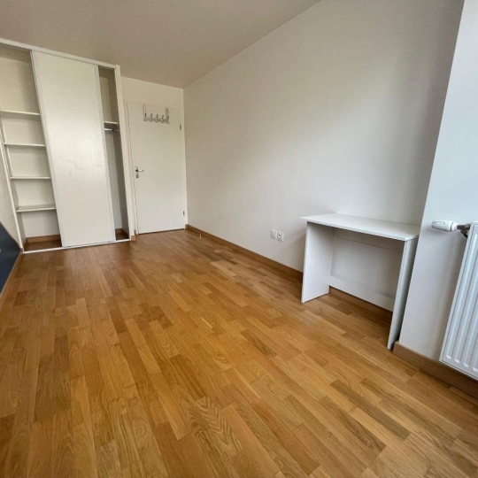  Annonces COURBEVOIE : Appartement | HOUILLES (78800) | 67 m2 | 1 640 € 