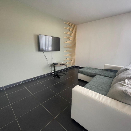  Annonces COURBEVOIE : Appartement | HOUILLES (78800) | 67 m2 | 1 640 € 