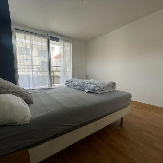  Annonces COURBEVOIE : Apartment | HOUILLES (78800) | 67 m2 | 1 640 € 