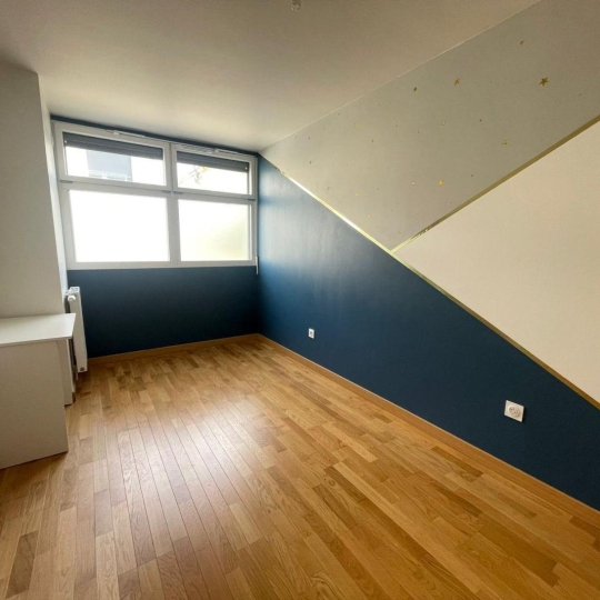  Annonces COURBEVOIE : Appartement | HOUILLES (78800) | 67 m2 | 1 640 € 