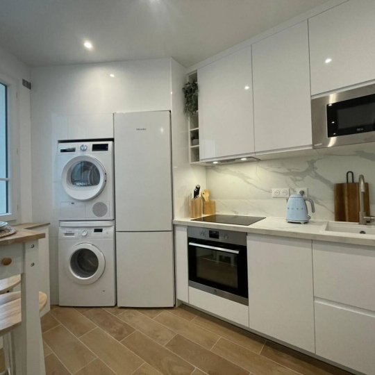  Annonces COURBEVOIE : Apartment | PARIS (75016) | 12 m2 | 1 100 € 