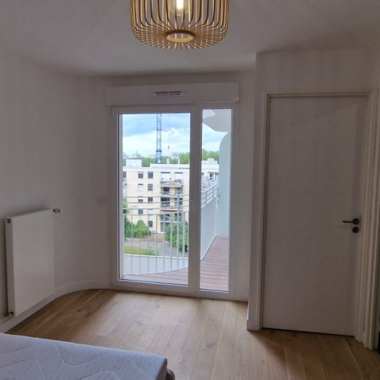  Annonces COURBEVOIE : Appartement | CLICHY (92110) | 42 m2 | 1 340 € 