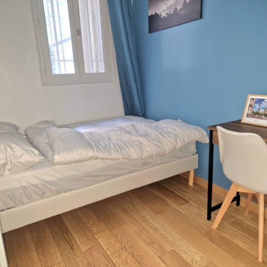  Annonces COURBEVOIE : Appartement | PARIS (75017) | 47 m2 | 1 950 € 