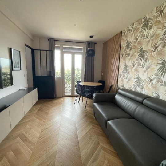  Annonces COURBEVOIE : Appartement | CHARENTON-LE-PONT (94220) | 38 m2 | 1 500 € 