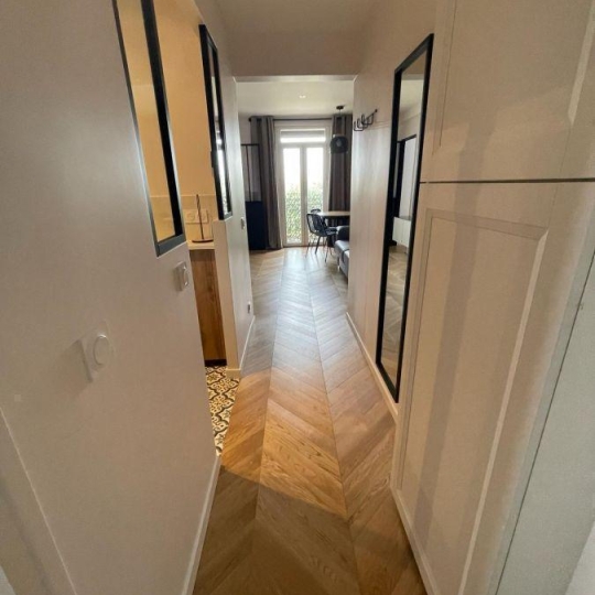  Annonces COURBEVOIE : Appartement | CHARENTON-LE-PONT (94220) | 38 m2 | 1 500 € 