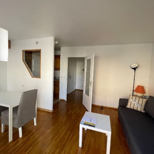 Annonces COURBEVOIE : Appartement | CHARENTON-LE-PONT (94220) | 27.00m2 | 1 050 € 