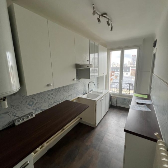  Annonces COURBEVOIE : Apartment | LE KREMLIN-BICETRE (94270) | 69 m2 | 1 970 € 