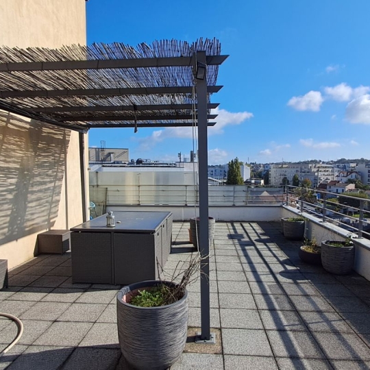  Annonces COURBEVOIE : Appartement | MONTREUIL (93100) | 67 m2 | 369 000 € 