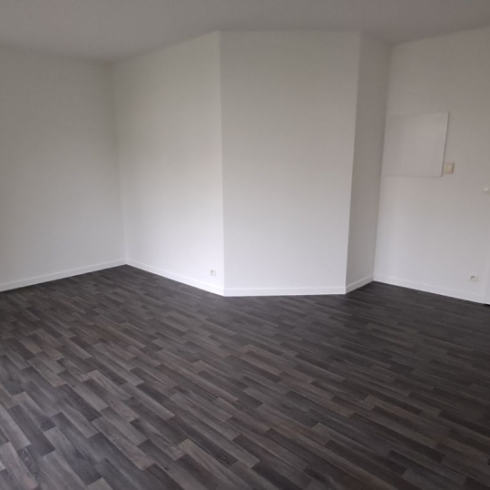  Annonces COURBEVOIE : Appartement | VILLEJUIF (94800) | 42 m2 | 244 000 € 