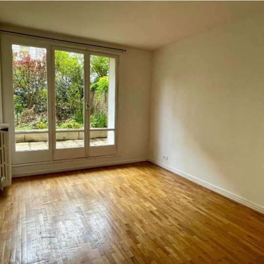  Annonces COURBEVOIE : Appartement | PARIS (75015) | 56 m2 | 1 695 € 