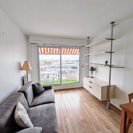  Annonces COURBEVOIE : Appartement | PARIS (75015) | 19 m2 | 260 000 € 