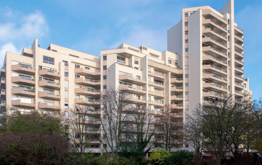 Annonces COURBEVOIE : Appartement | COURBEVOIE (92400) | 47 m2 | 337 000 € 