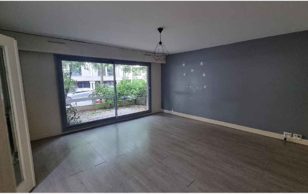 Annonces COURBEVOIE : Appartement | GARCHES (92380) | 31 m2 | 210 570 € 