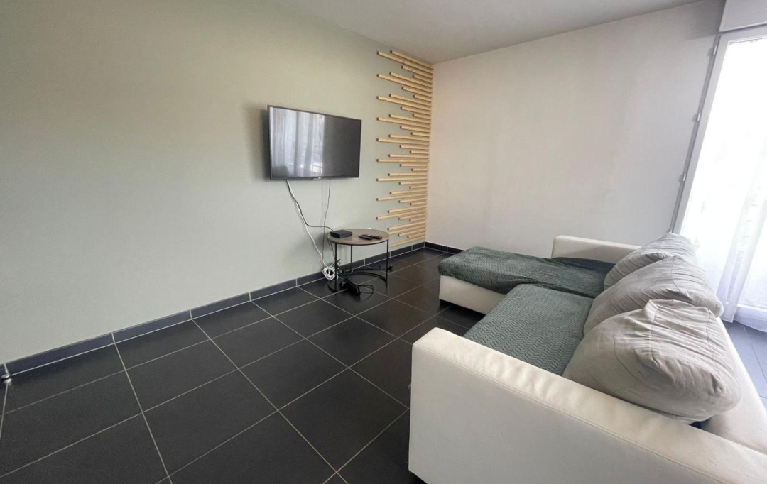 Annonces COURBEVOIE : Apartment | HOUILLES (78800) | 67 m2 | 1 640 € 