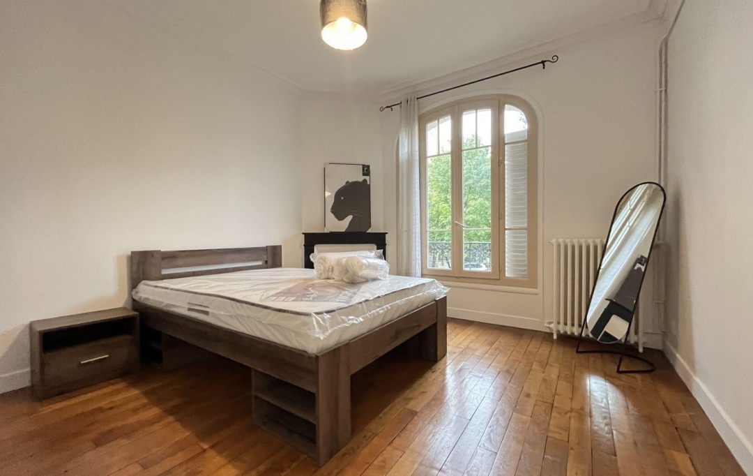 Annonces COURBEVOIE : Appartement | ENGHIEN-LES-BAINS (95880) | 14 m2 | 700 € 