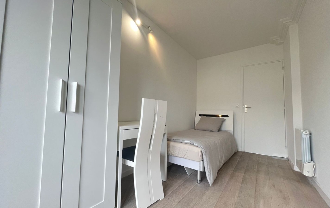 Annonces COURBEVOIE : Appartement | LE BOURGET (93350) | 10 m2 | 550 € 