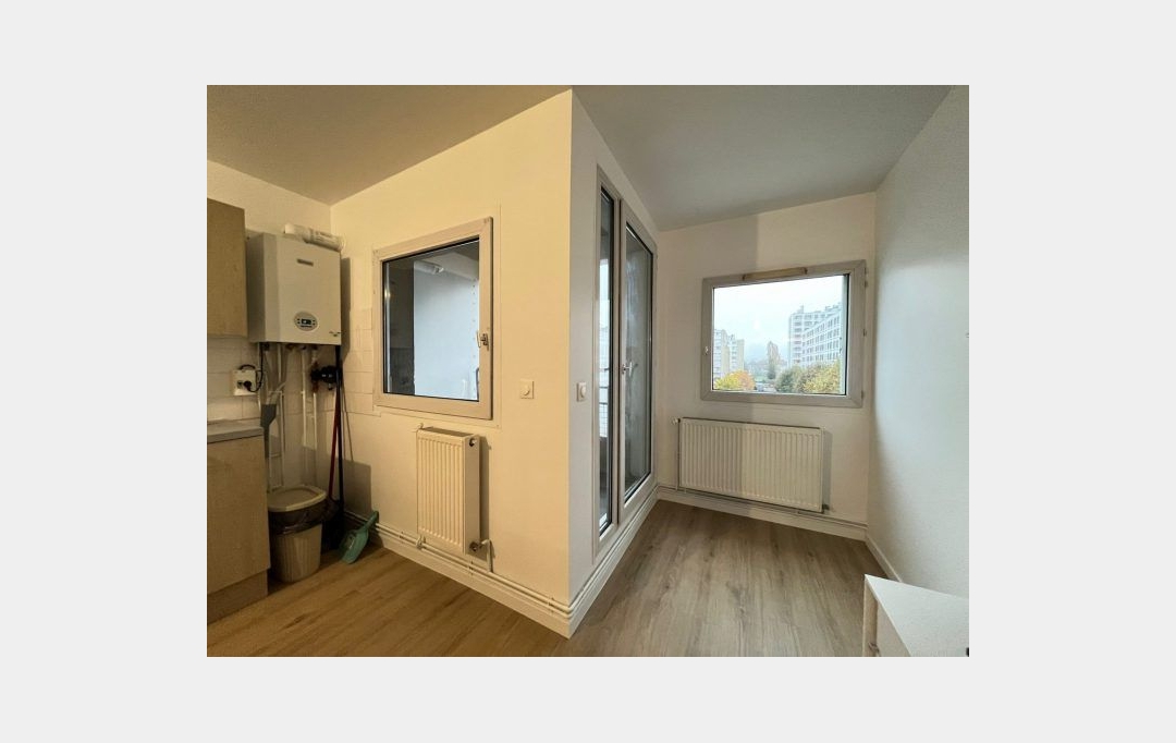 Annonces COURBEVOIE : Apartment | SAINT-DENIS (93200) | 10 m2 | 600 € 