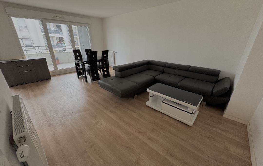 Annonces COURBEVOIE : Appartement | ROMAINVILLE (93230) | 64 m2 | 1 400 € 