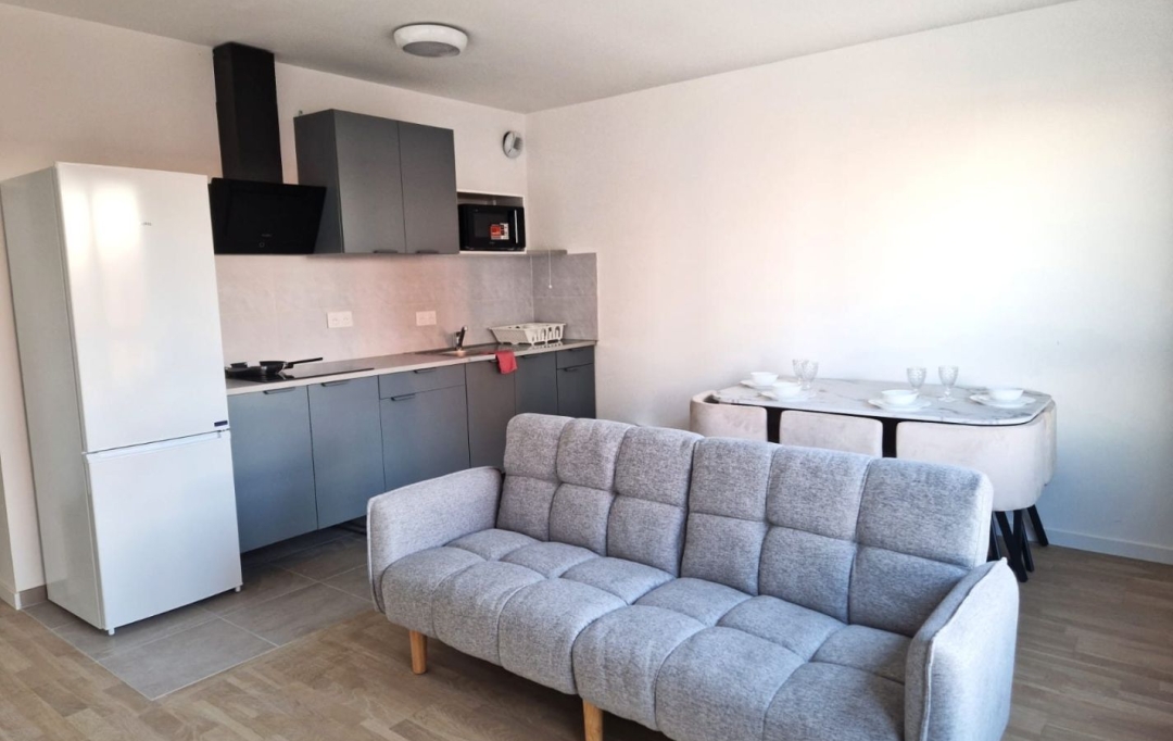 Annonces COURBEVOIE : Appartement | ROMAINVILLE (93230) | 41 m2 | 1 250 € 