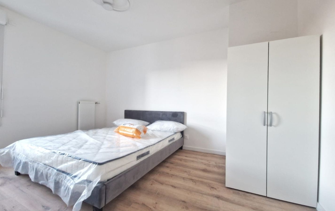 Annonces COURBEVOIE : Appartement | ROMAINVILLE (93230) | 41 m2 | 1 250 € 