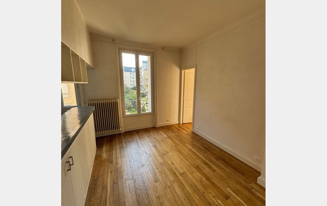 Annonces COURBEVOIE : Appartement | CHARENTON-LE-PONT (94220) | 41 m2 | 1 335 € 