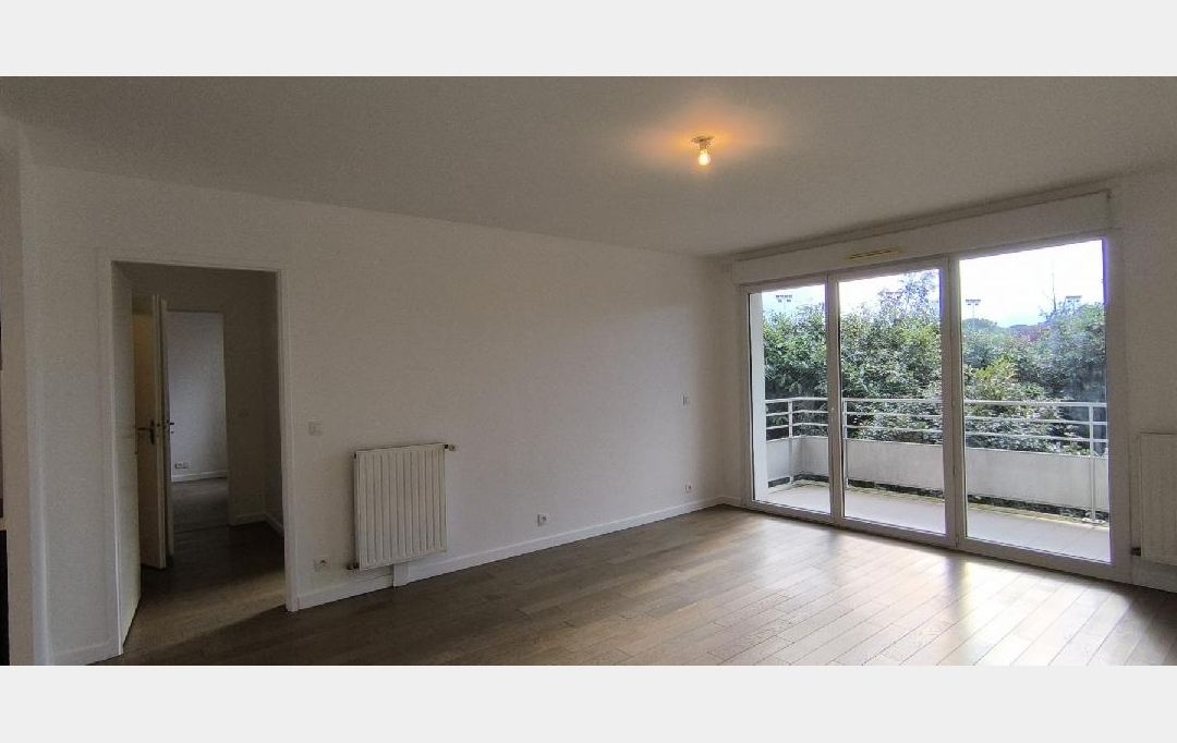 Annonces COURBEVOIE : Appartement | FRANCONVILLE (95130) | 64 m2 | 248 000 € 