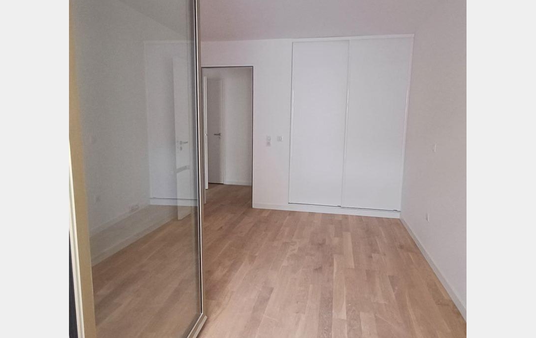 Annonces COURBEVOIE : Appartement | PARIS (75015) | 119 m2 | 1 628 999 € 