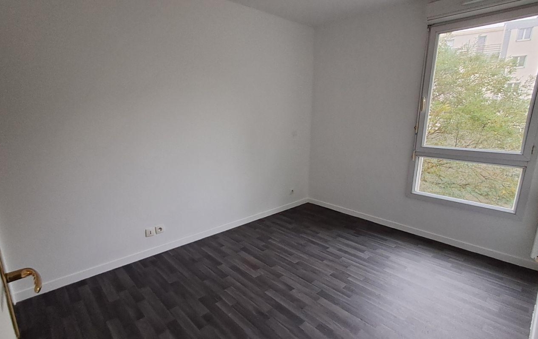 Annonces COURBEVOIE : Other | VILLEJUIF (94800) | 42 m2 | 249 000 € 