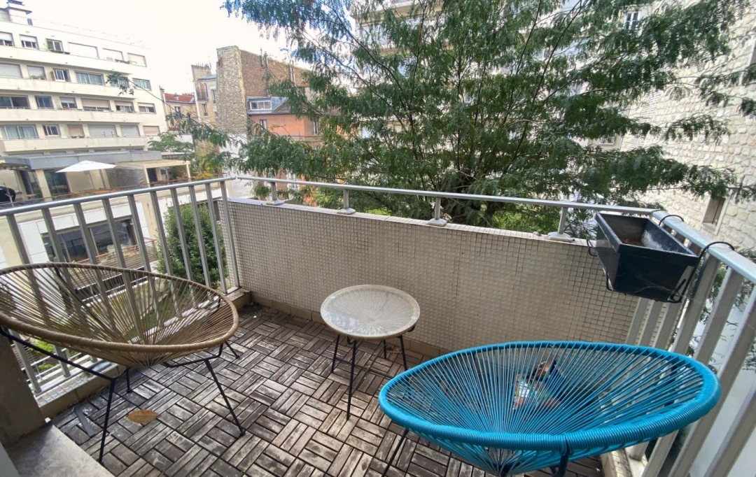 Annonces COURBEVOIE : Appartement | PARIS (75015) | 63 m2 | 2 400 € 