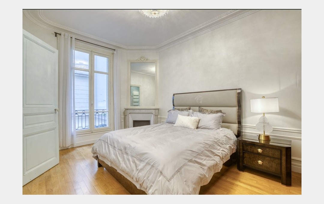 Annonces COURBEVOIE : Appartement | PARIS (75007) | 113 m2 | 4 000 € 