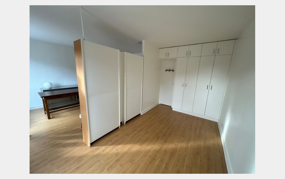 Annonces COURBEVOIE : Appartement | PARIS (75014) | 49 m2 | 1 695 € 