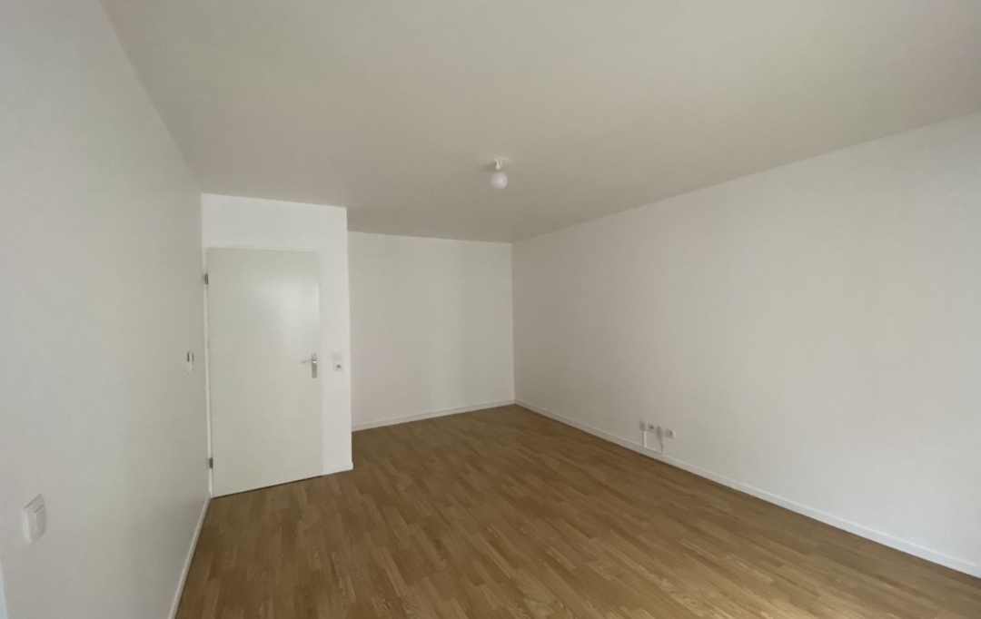 Annonces COURBEVOIE : Apartment | SAINT-OUEN (93400) | 67 m2 | 435 000 € 