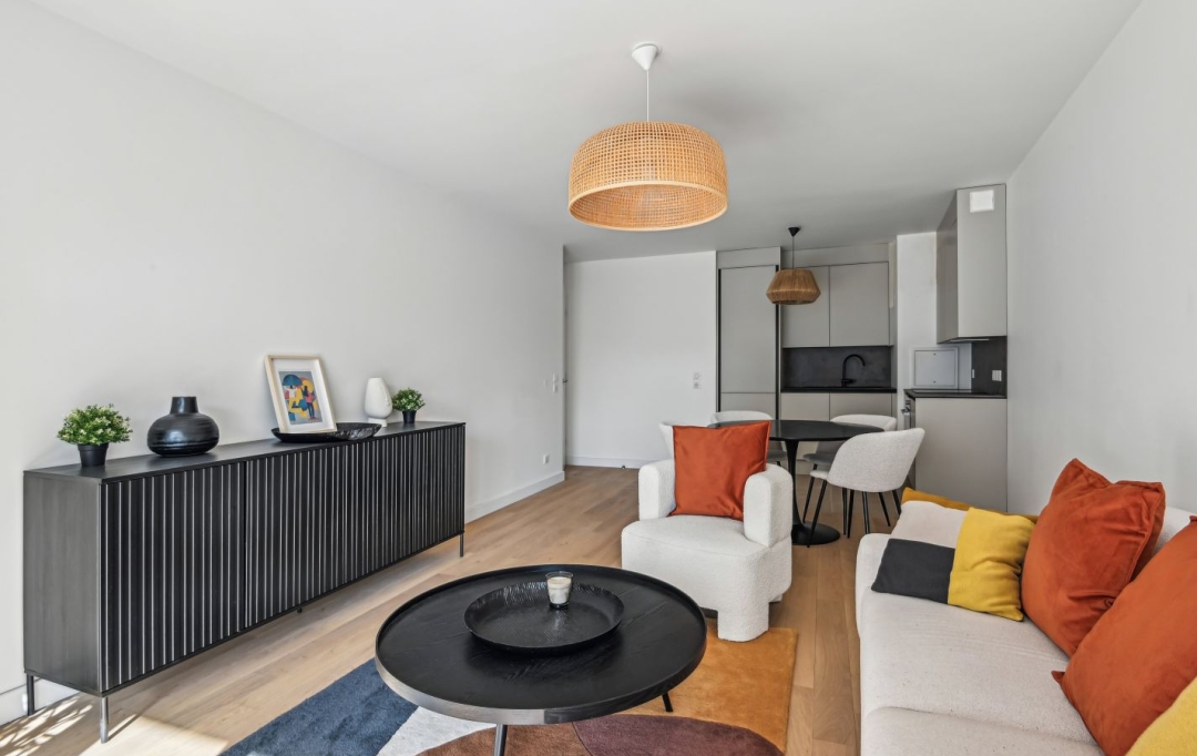 Annonces COURBEVOIE : Appartement | PARIS (75018) | 60 m2 | 890 000 € 